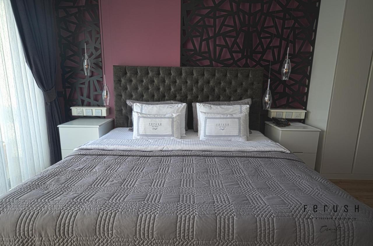 Ferush Boutique Hotel Урла Екстериор снимка