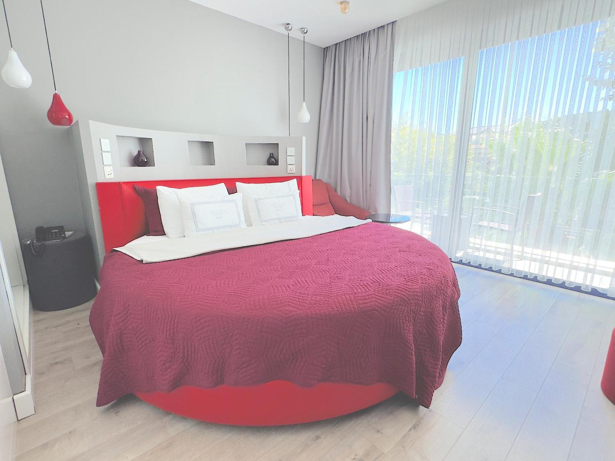 Ferush Boutique Hotel Урла Екстериор снимка