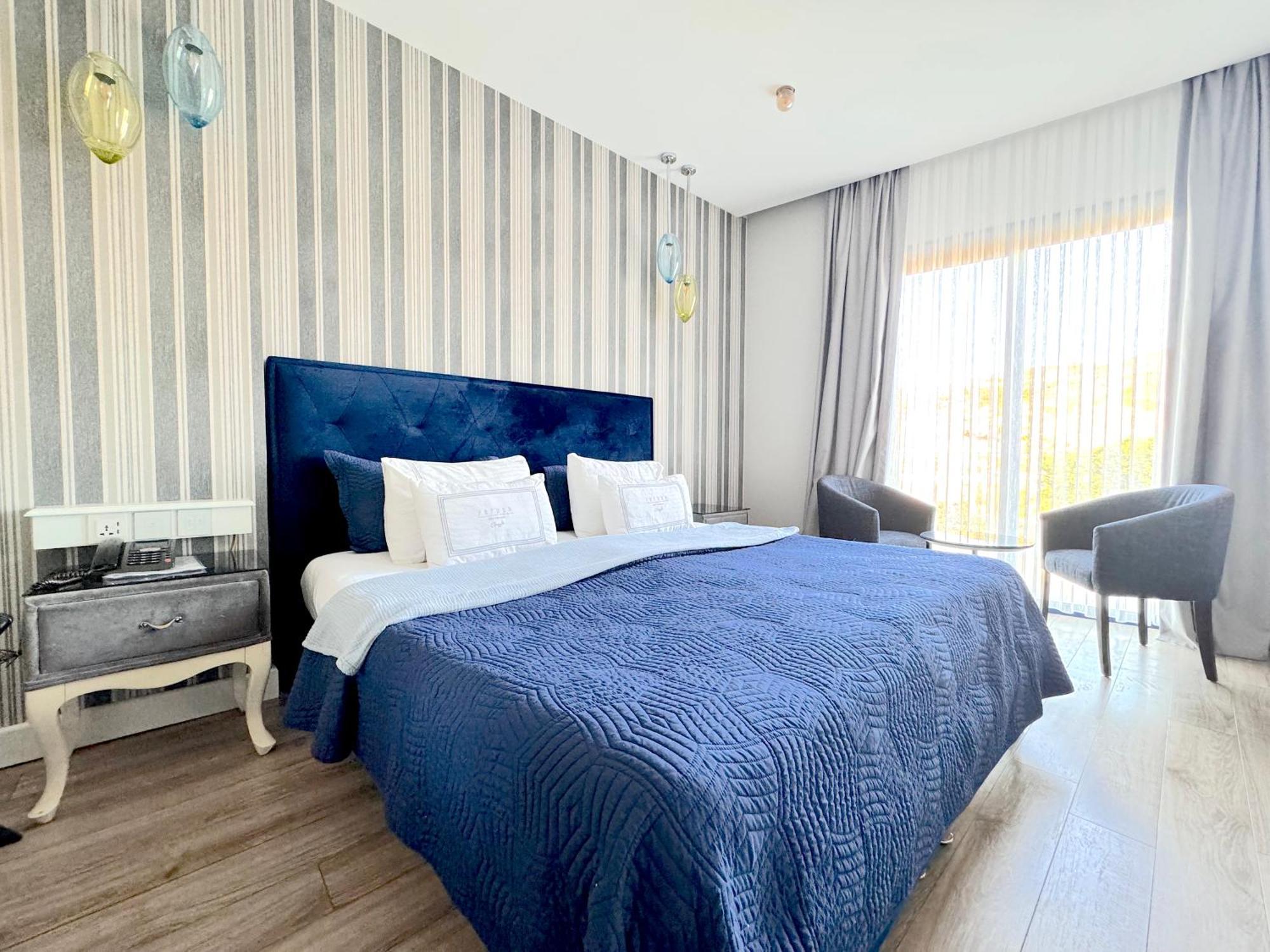 Ferush Boutique Hotel Урла Екстериор снимка