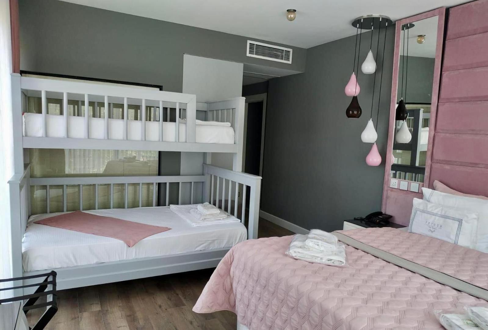 Ferush Boutique Hotel Урла Екстериор снимка