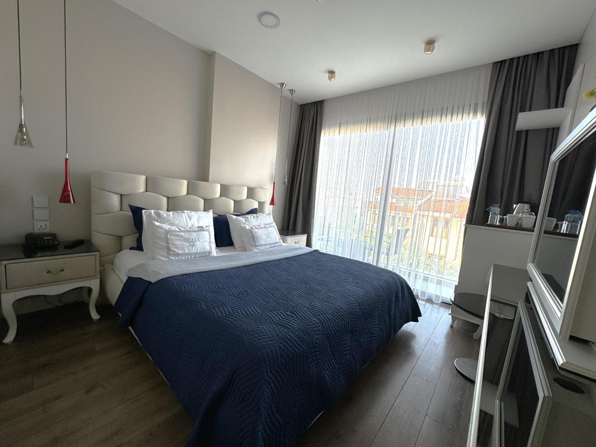 Ferush Boutique Hotel Урла Екстериор снимка