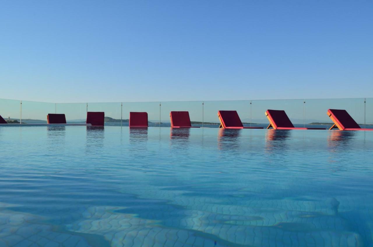 Ferush Boutique Hotel Урла Екстериор снимка